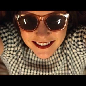 Meet your Posher, Hartwell